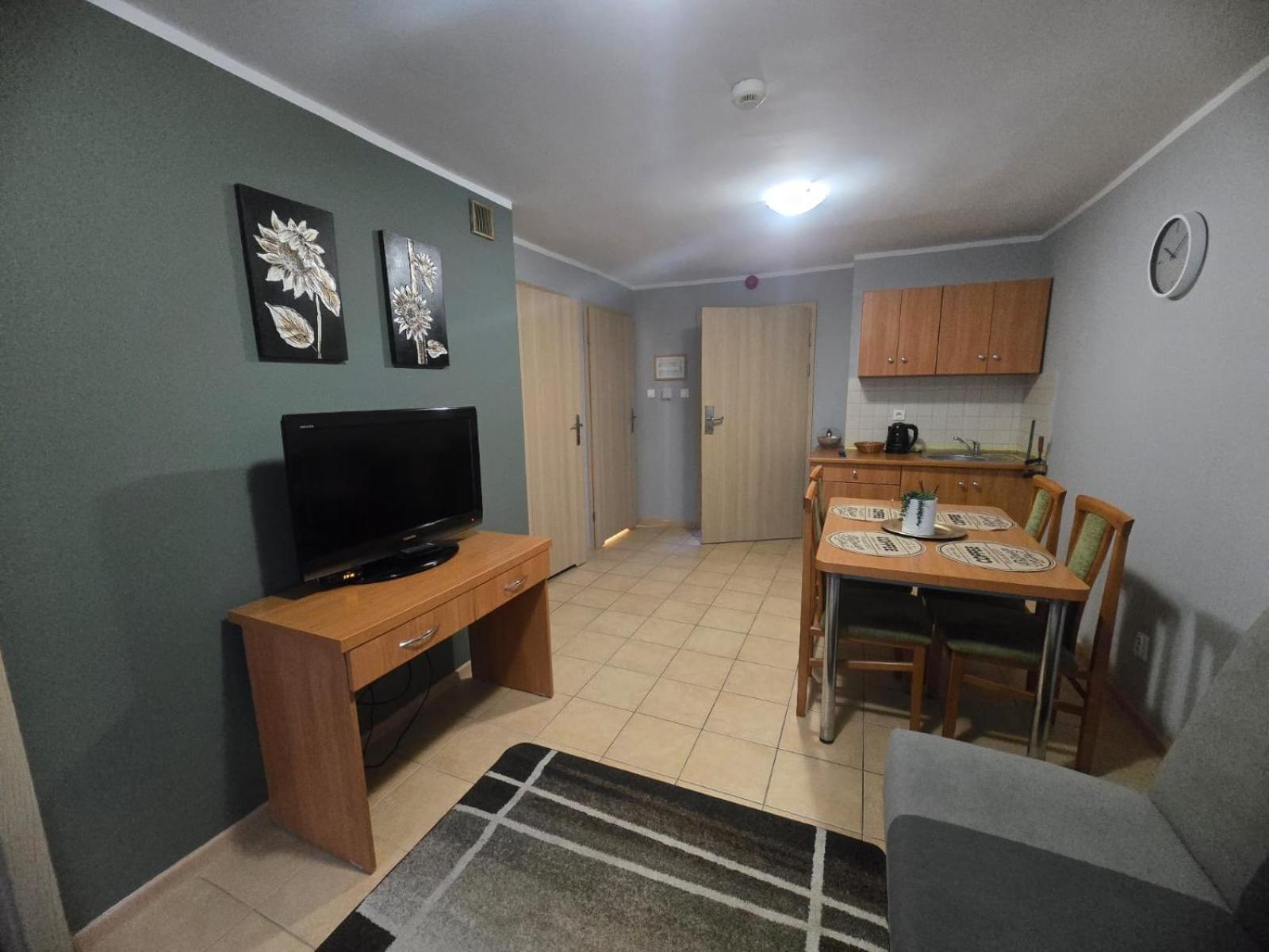 Bursztyn Ośrodek wypoczynkowy 3*